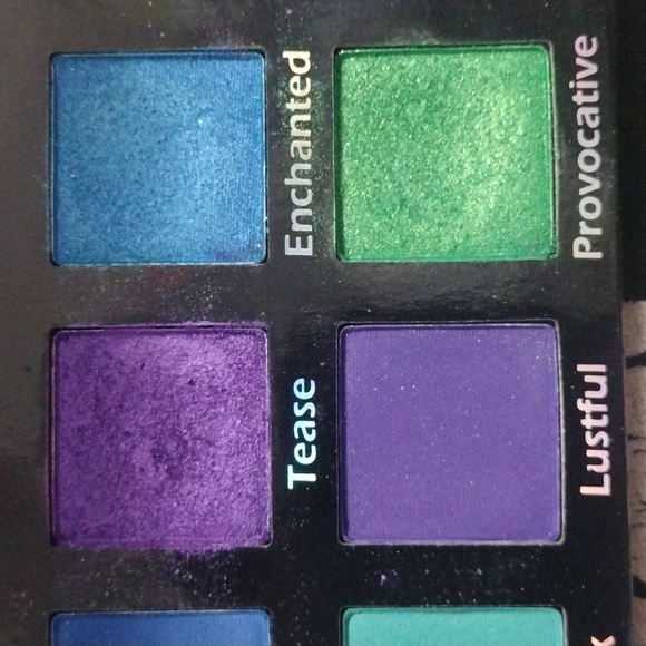 Exotic peacock eyeshadow palette NWOT - Picture 6 of 7